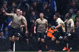 Các cầu thủ Bradford làm nên lịch sử 