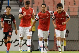 Học trò của HLV Wenger đánh bại CLB cũ của thầy