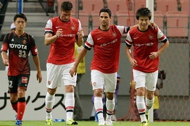 Học trò của HLV Wenger đánh bại CLB cũ của thầy