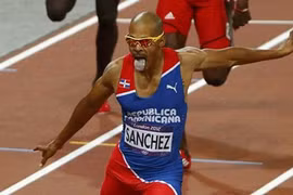 VĐV sắp bước sang tuổi 35 giành HCV chạy vượt rào 400 mét