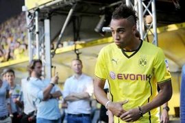 Tân binh Dortmund chạy nhanh hơn Usain Bolt