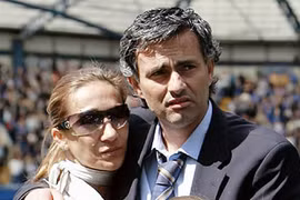 Bị trộm hỏi thăm, Mourinho hớt hải trở về London