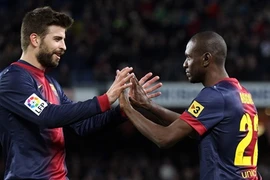 Abidal lần đầu trở lại sân cỏ sau 406 ngày
