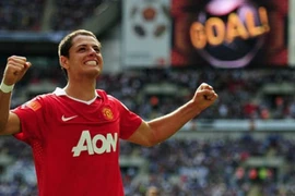 Chicharito khiến 6 đồng hương ngồi bóc lịch
