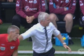 Mất toi 20.000 bảng vì tội đẩy trọng tài