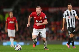 MU: Tinh binh trở lại, Sir Alex “đau đầu”