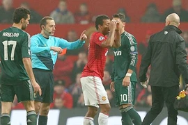  Giới chuyên môn sôi sục về chiếc thẻ đỏ của Nani