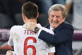 Terry được triệu tập, Rooney vắng mặt