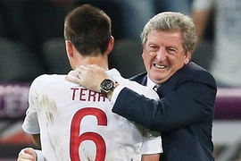 Terry được triệu tập, Rooney vắng mặt