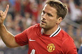 Thần đồng một thời của bóng đá Anh gia nhập Stoke