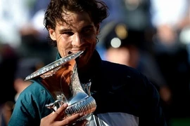 Nadal xứng đáng là "Vua Rome Masters"