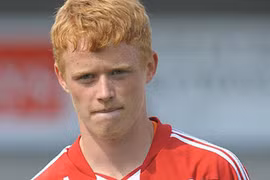 Tài năng trẻ Stoke City sát hại bạn gái