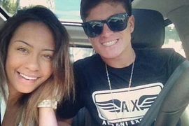 Anh em nhà Neymar giới thiệu người yêu cho nhau 