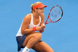 Á quân 2013 Lisicki bị loại