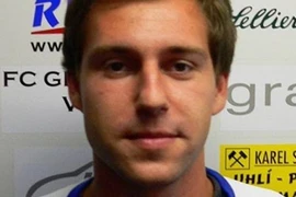 Lại thêm một cầu thủ từ giã cõi đời