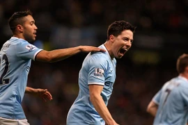 Man City trả thù ngọt ngào trước Chelsea