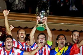 Falcao giúp Atletico đoạt Siêu cúp châu Âu