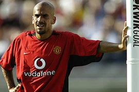 Cựu tiền vệ MU tái xuất sân cỏ