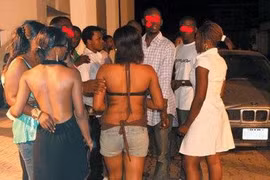 Một tuần "mây mưa" miễn phí nếu Nigeria vô địch CAN 2013 