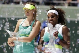 Miami Masters: Sharapova ôm hận trước Serena