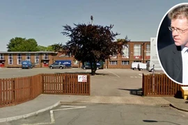 HLV điền kinh bị bắt giam vì hiếp dâm 3 học trò