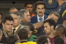 HLV Mourinho đối mặt với án phạt kỷ lục