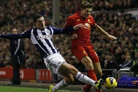 Phung phí cơ hội, Liverpool ôm hận tại Anfiled