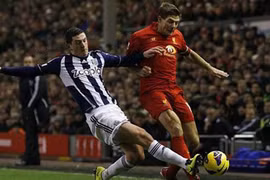 Phung phí cơ hội, Liverpool ôm hận tại Anfiled