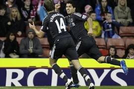 Các "ông lớn" giành quyền đi tiếp