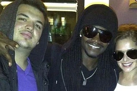 Vợ cũ Ashley Cole có tình mới