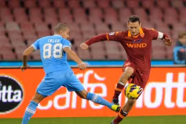 Sợ bạo loạn, trận Roma gặp Napoli phải đổi ngày