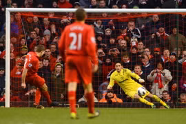 Liverpool 3-2 Tottenham: The Kop "lội dòng nước ngược"