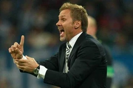 Điều luật quái gở của HLV Hamburg