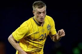 Thụy Điển loại “sao” trẻ Man City, giữ Elmander