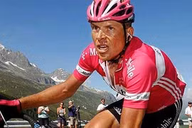 Thêm một huyền thoại xe đạp thừa nhận sử dụng doping