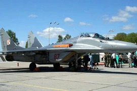 Ba Lan tăng cường an ninh hàng không 