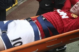 Rooney lại chấn thương đầu gối