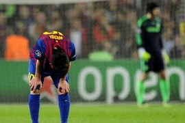 Barcelona không thoát khỏi lời nguyền