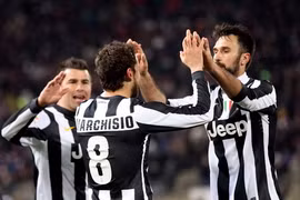 Juventus tiến gần hơn tới Scudetto, Napoli giữ vững vị trí thứ 2