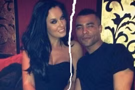 Ashley Cole "đá bay" bồ mới