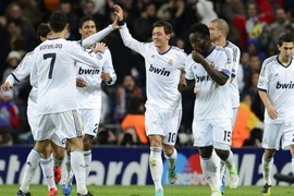 1h45 ngày 1/5, Real – Dortmund: Lách qua khe cửa hẹp? 