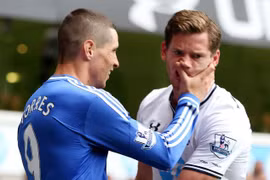 Chelsea thở phào vì án phạt của Torres