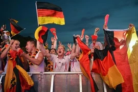 Sự cuồng nhiệt của CĐV gây họa cho đội bóng 