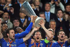 Chelsea lập kỳ tích tại châu Âu