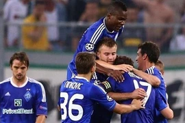 Lượt đi play-off Champions League: Bất ngờ