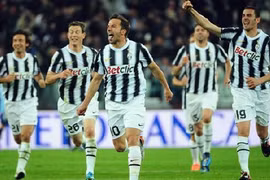 Del Piero vẫn mãi là người hùng của Juventus 