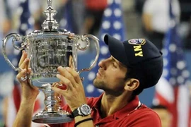 Djokovic xô đổ kỷ lục của Nadal và Federer
