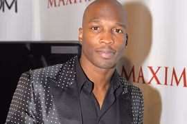 Ngôi sao bóng bầu dục Mỹ bị lộ băng sex tập thể