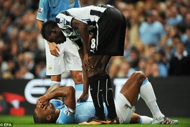 Man City mất Kompany trong trận đại chiến với MU