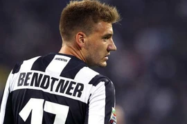 Bendtner bị cảnh sát bắt tại Copenhagen